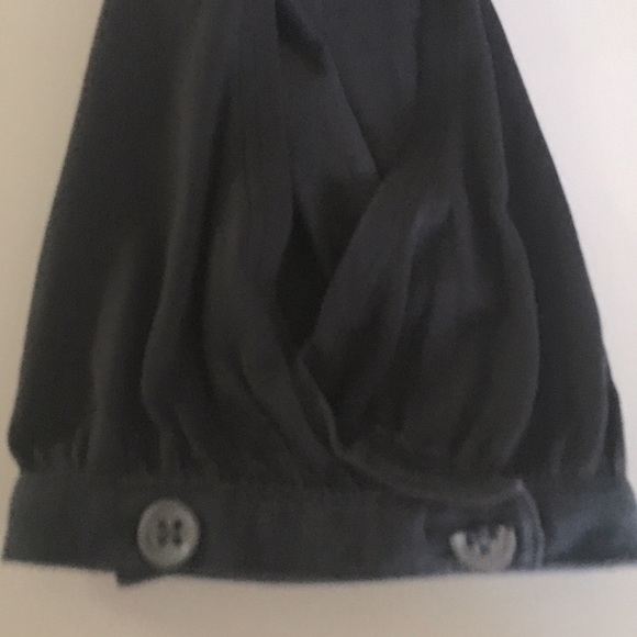 Theory Cold Shoulder Top - Picture 3 of 3